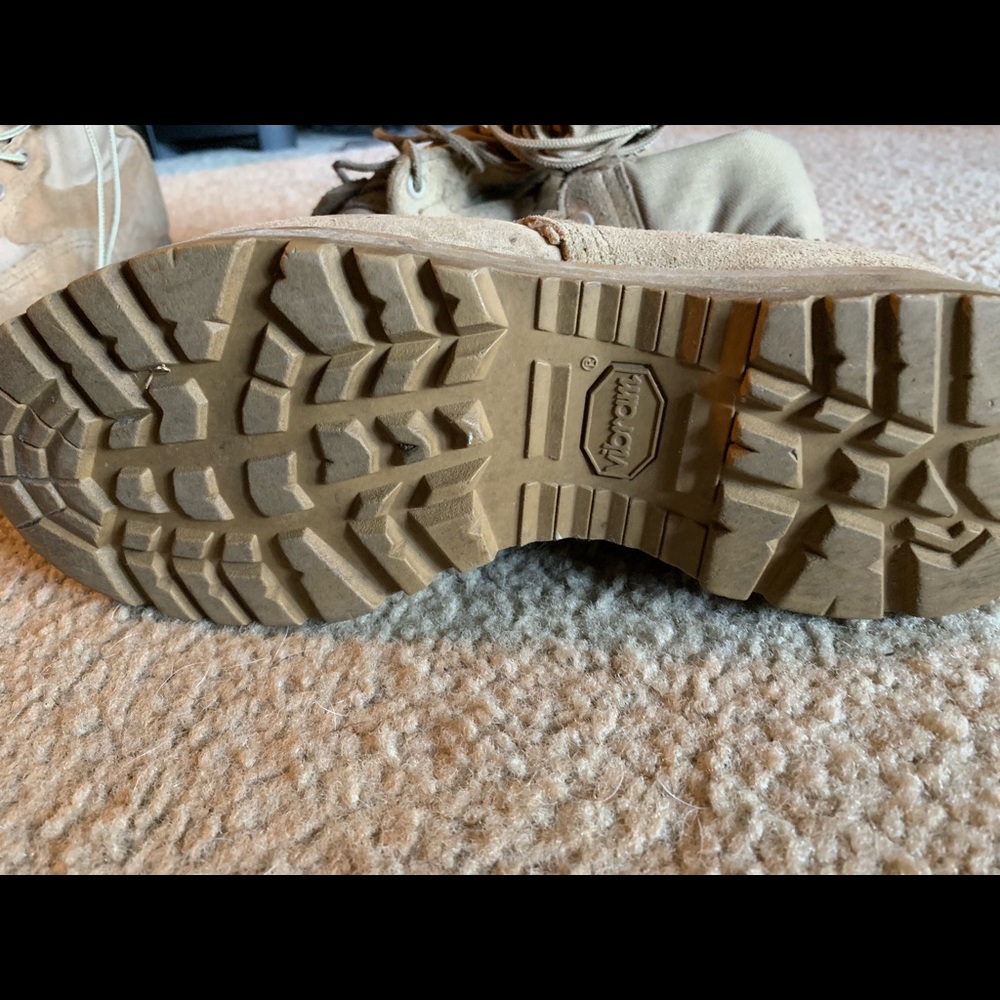 Authentic Military boots - Picture 2 of 4
